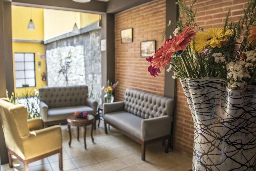Hotel Casa Aurora Queretaro Exterior photo